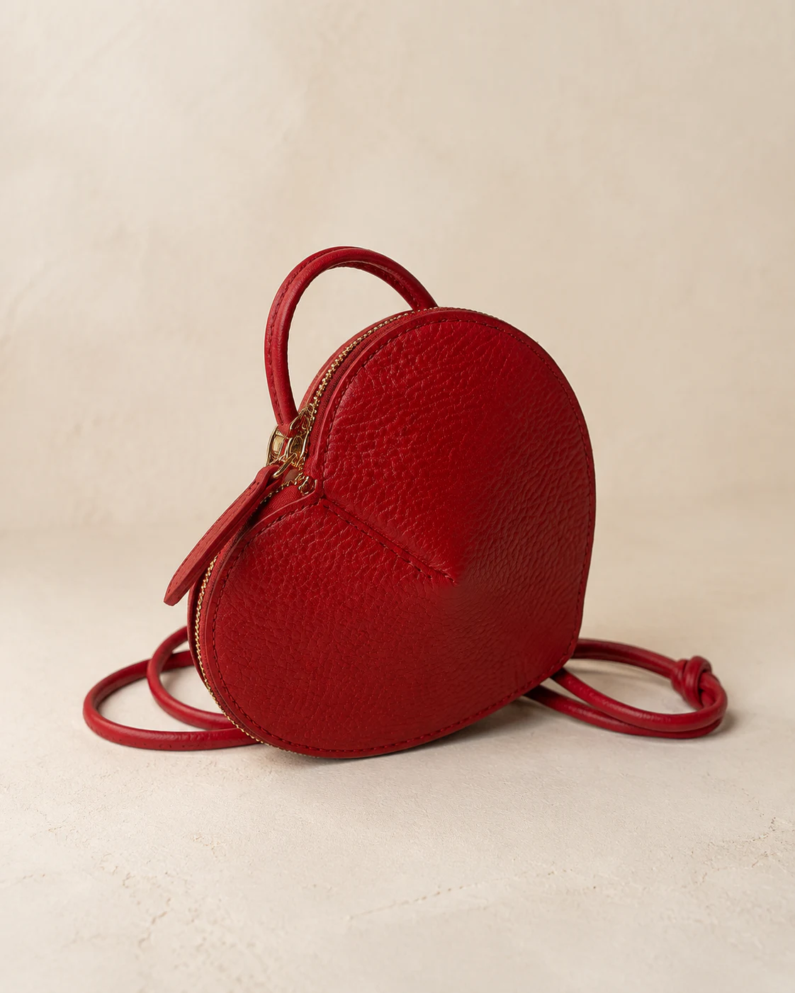 Amore Mini — front view