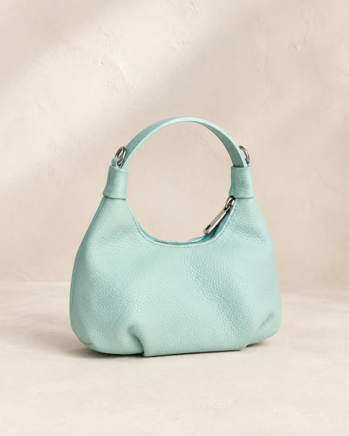 Cascine Hobo — front view
